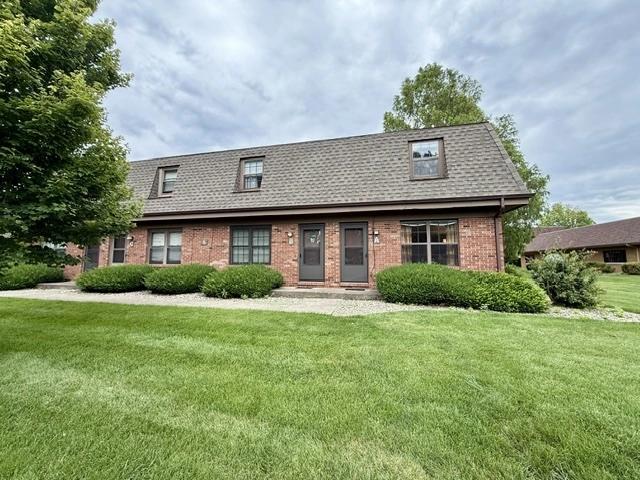 5 Evergreen Cir #A, Savoy, IL 61874