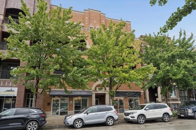1130 W Diversey Pkwy #4W, Chicago, IL 60614