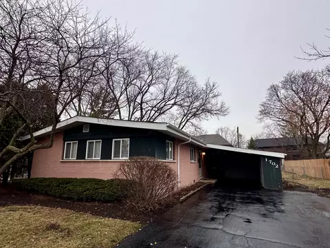 1702 W Oakton St, Arlington Heights, IL 60004