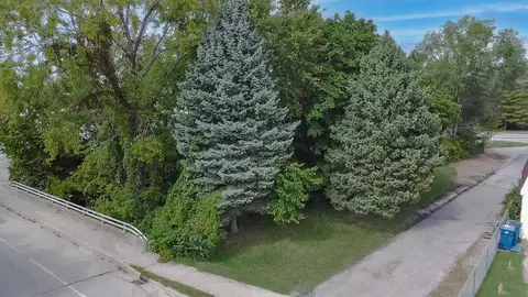 523 Bedford Rd, Morris, IL 60450 photo 3