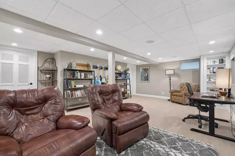 Other - 449 Farnham Ln, Wheaton, IL 60189 photo 3 of 3