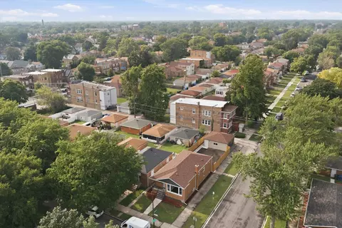 View/Area - 258 E 107th St, Chicago, IL 60628 photo 2 of 2