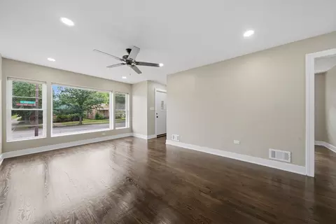 Living - 258 E 107th St, Chicago, IL 60628 photo 4 of 6