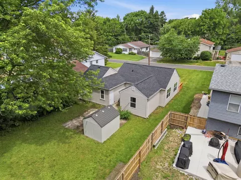 View/Area - 25575 Orchard Ave, Ingleside, IL 60041 photo 1 of 5