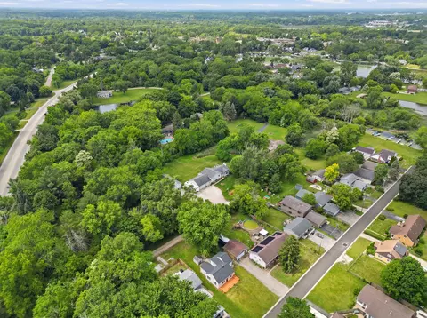 View/Area - 25575 Orchard Ave, Ingleside, IL 60041 photo 3 of 5