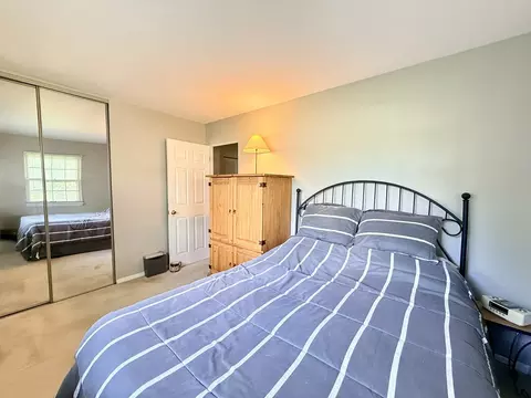 Bedroom - 99 Circle Dr E, Montgomery, IL 60538 photo 2 of 4