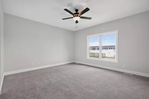 Bedroom - 1704 Blenheim Dr, Springfield, IL 62711 photo 3 of 6