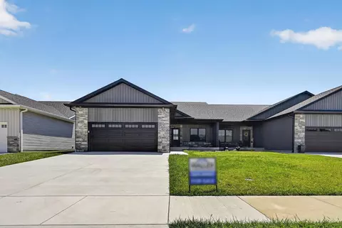 1704 Blenheim Dr, Springfield, IL 62711