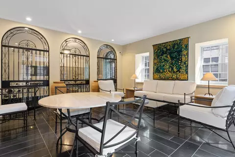 Other - 70 E Scott St #307, Chicago, IL 60610 photo 2 of 3