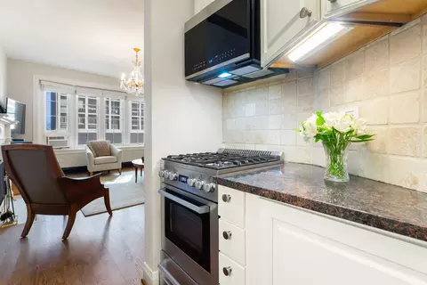Kitchen - 70 E Scott St #307, Chicago, IL 60610 photo 1 of 3