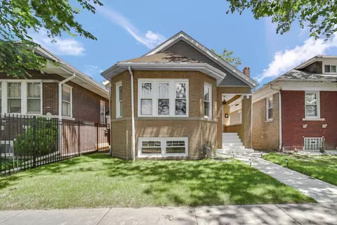 6341 N Campbell Ave, Chicago, IL 60659