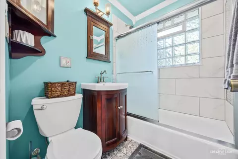 Bath - 3419 Campbell St, Rolling Meadows, IL 60008 photo 1 of 1