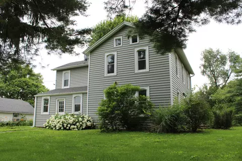 Exterior - 4149 School Rd, Chadwick, IL 61014 photo 5 of 10