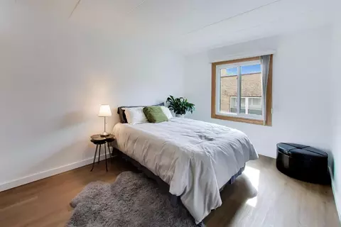 Bedroom - 900 S River Rd #4B, Des Plaines, IL 60016 photo 4 of 5