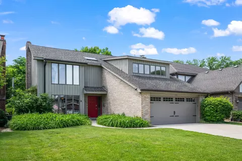 1704 S Western Ave, Park Ridge, IL 60068