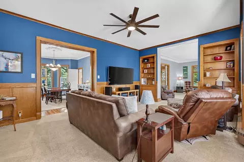 Living - 532 Calhoun St, Morris, IL 60450 photo 5 of 5