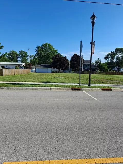648 Penfield St, Beecher, IL 60401 photo 3