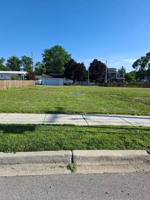 648 Penfield St, Beecher, IL 60401 photo 2