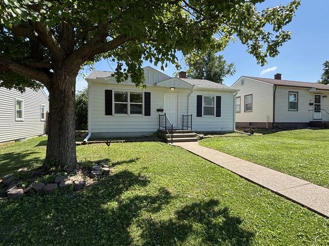 1311 W 37th St, Davenport, IA 52806