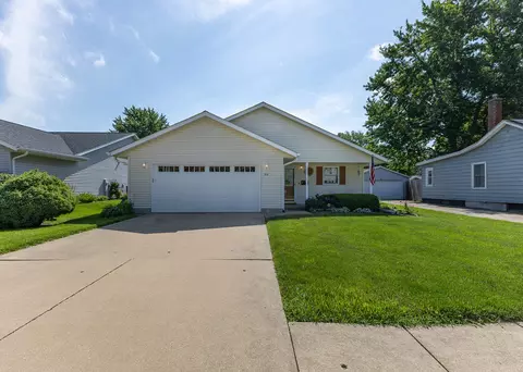 518 N Russell Ave, Geneseo, IL 61254
