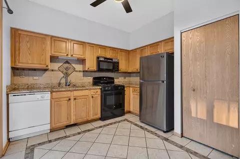 Kitchen - 1434 Levato Ln, Minooka, IL 60447 photo 1 of 3