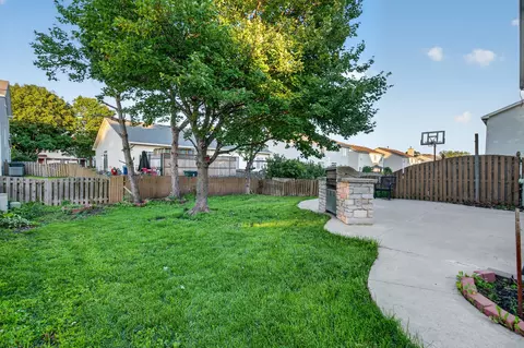 Exterior - 1434 Levato Ln, Minooka, IL 60447 photo 9 of 10