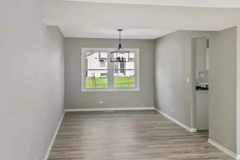 Other - 731 Roaring Brook Ln, Algonquin, IL 60102 photo 1 of 6