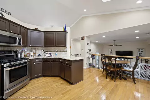 12208 S Shagbark Dr, Plainfield, IL 60585 photo 7