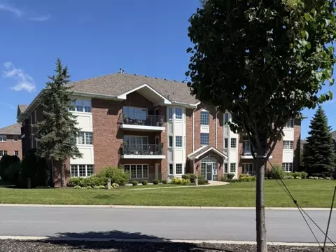 13149 Forest Ridge Dr #3C, Palos Heights, IL 60463