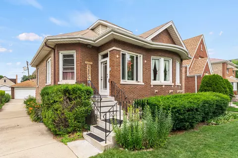 3624 Wenonah Ave, Berwyn, IL 60402