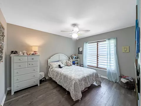 Bedroom - 2579 W Fairgrounds Rd, Freeport, IL 61032 photo 8 of 8