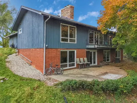7822 N Pillow Hill Rd N, Spring Grove, IL 60081 photo 5