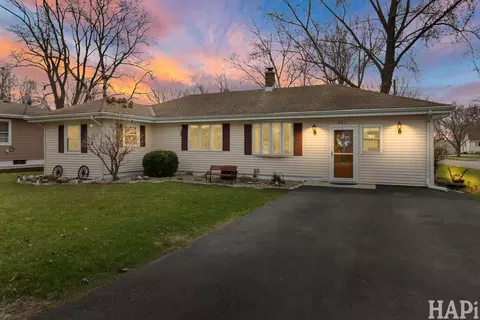 804 Elm St, Maple Park, IL 60151