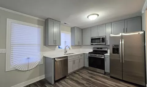 Kitchen - 17092 Jodave Ave, Hazel Crest, IL 60429 photo 1 of 3