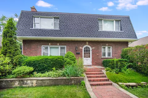 12 Elmore St, Park Ridge, IL 60068