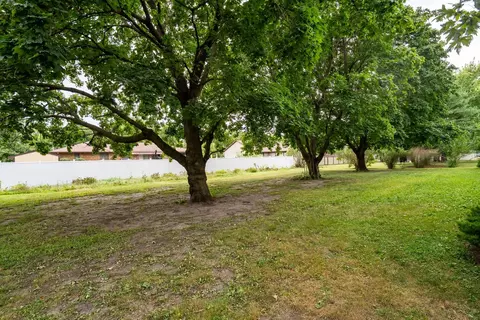 Exterior - 201 E Ririe Pl, Flanagan, IL 61740 photo 3 of 10