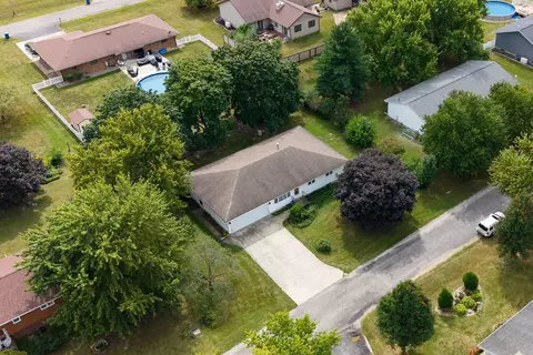 View/Area - 201 E Ririe Pl, Flanagan, IL 61740 photo 4 of 10