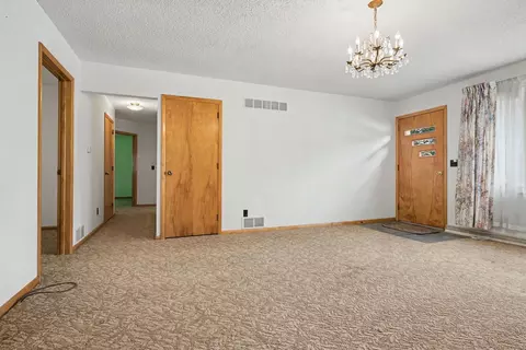 Living - 201 E Ririe Pl, Flanagan, IL 61740 photo 3 of 5