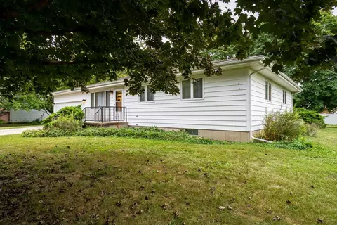 Exterior - 201 E Ririe Pl, Flanagan, IL 61740 photo 10 of 10