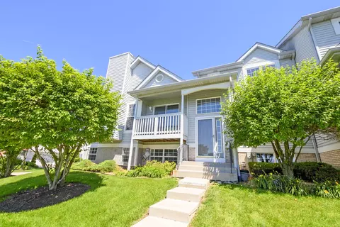 17439 Yakima Dr, Lockport, IL 60441
