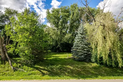 306 Briar Cliff St SW, Poplar Grove, IL 61065
