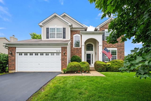 910 Marble Ct, Volo, IL 60073