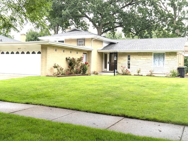 10025 Bronx Ave, Skokie, IL 60077