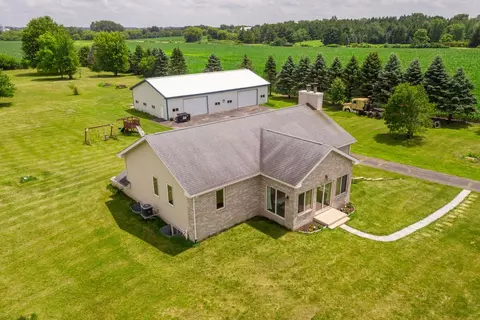 16649 Beaverton Rd, Capron, IL 61012 photo 4