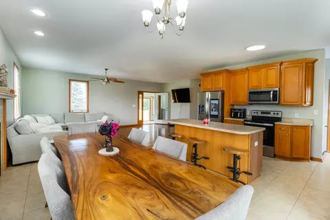 16649 Beaverton Rd, Capron, IL 61012 photo 14