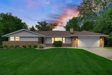 16441 Beverly Ave, Tinley Park, IL 60477