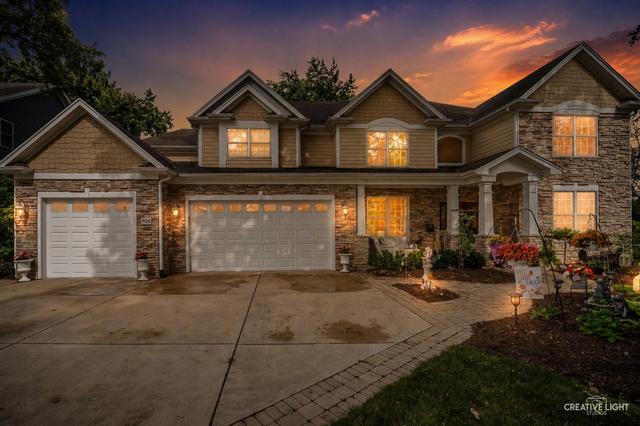 706 Wehrli Dr, Naperville, IL 60540
