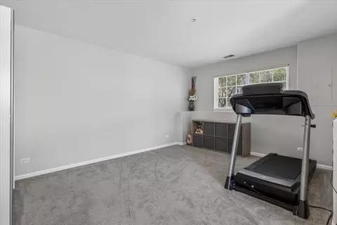 Bedroom - 1720 Sienna Ct, Wheeling, IL 60090 photo 3 of 3