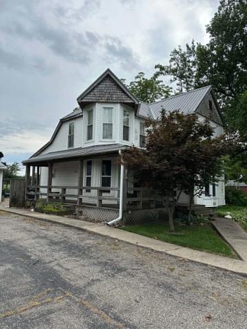 704 W Green St, Newman, IL 61942
