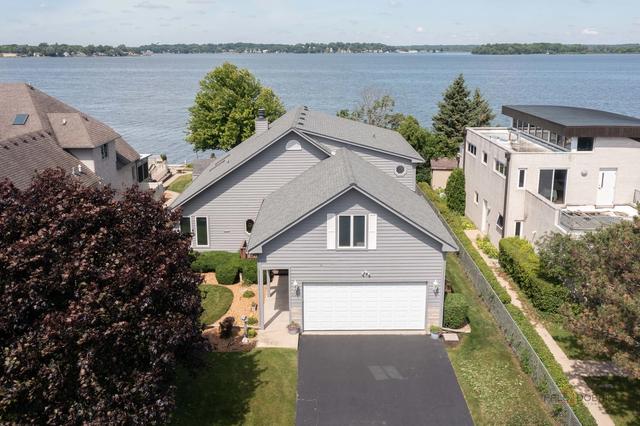 37292 N Stanton Point Rd, Ingleside, IL 60041